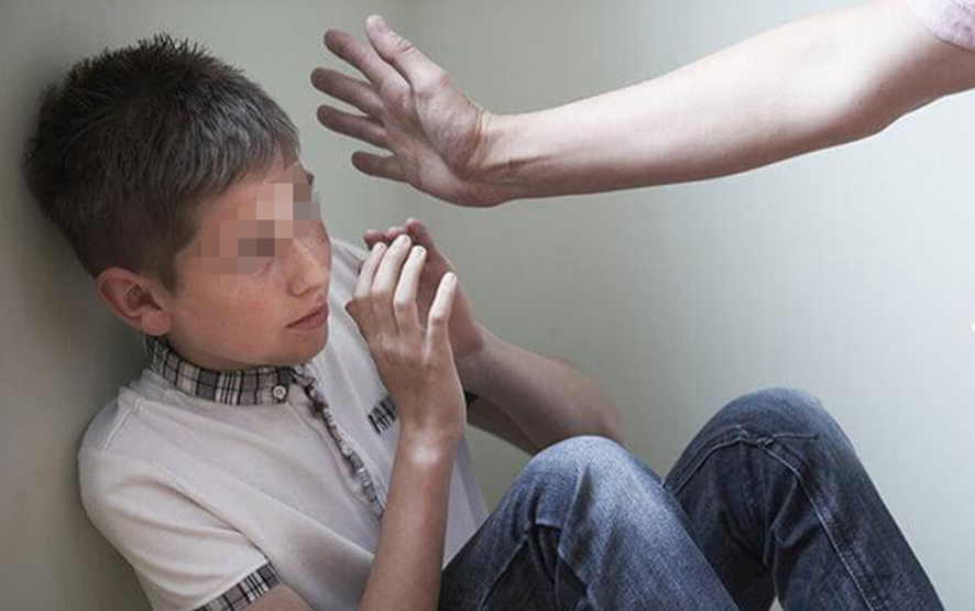 مقابل تضاعف تهديدات الفضاء الرقمي..   تراجع نسب العنف المسلط على الطفل وسط الأسرة